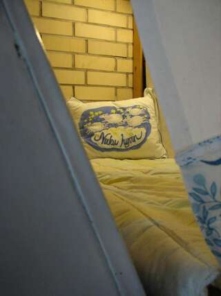Отели типа «постель и завтрак» Koulutintti B&B Punkalaidun Семейный номер с общей ванной комнатой-2